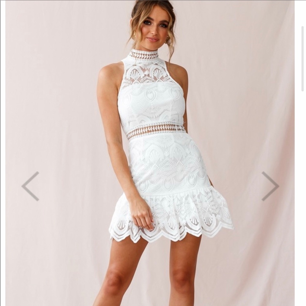 Selfie Leslie white dress